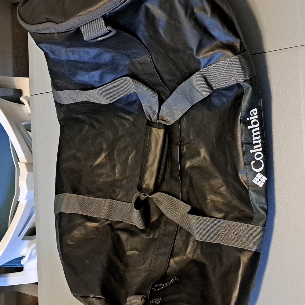 Columbia Barrelhead medium size duffle